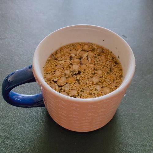 喝芝麻豆子茶上火吗,饮用是否会上火？揭秘养生饮品背后的真相